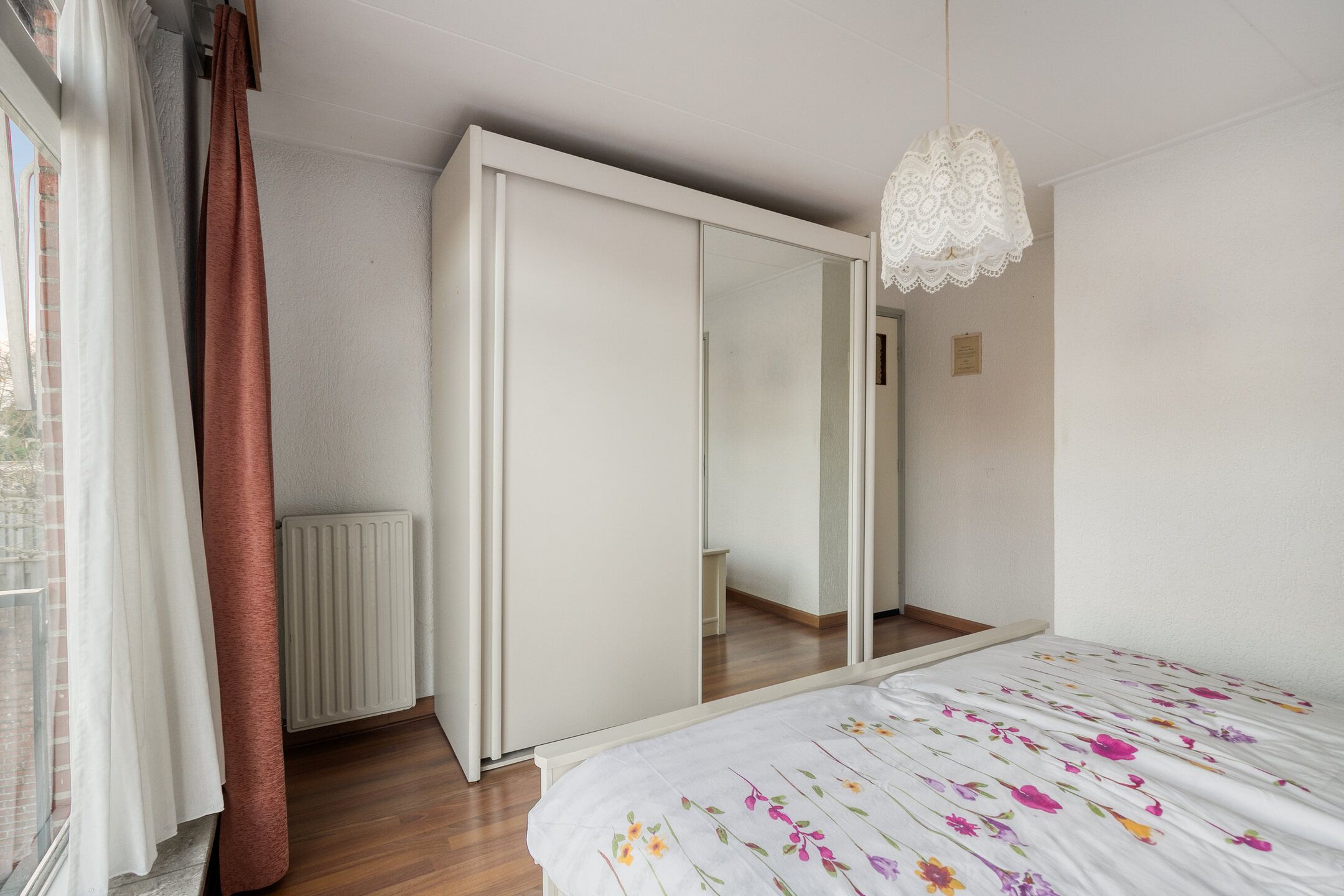 Photo 12 of Bergmanstraat 8