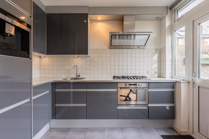 Photo 3 of Margrietstraat 17