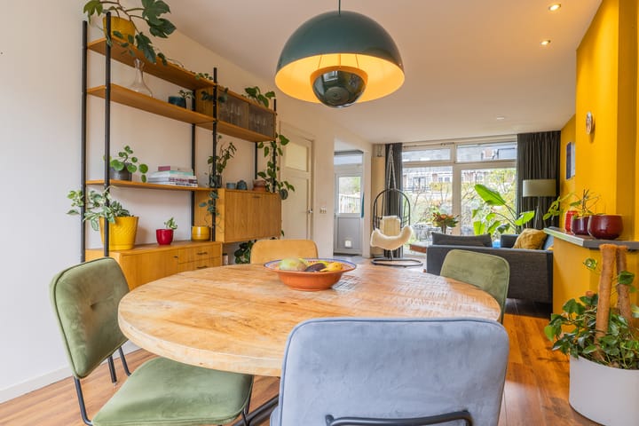 Photo 8 of Margrietstraat 17