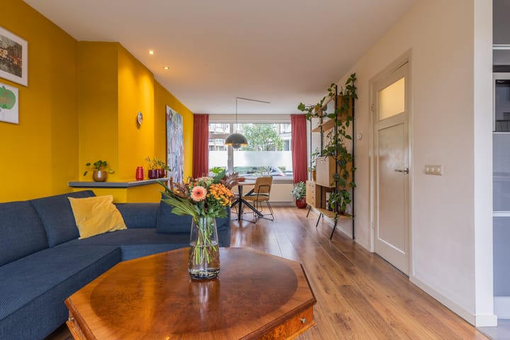 Photo 12 of Margrietstraat 17