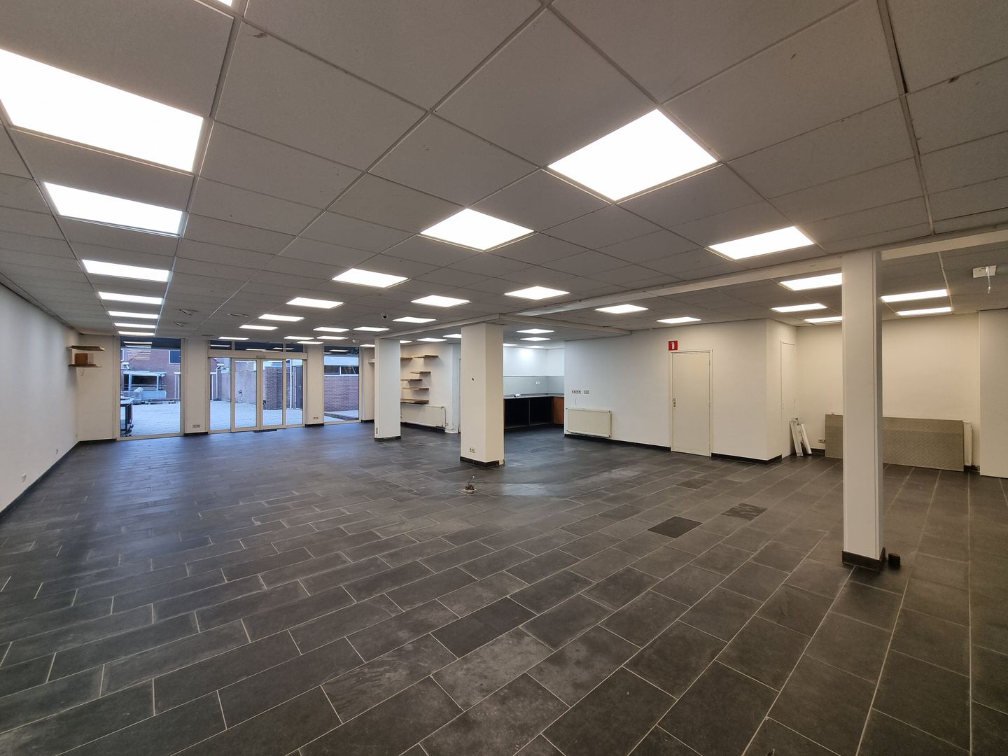 Bekijk foto 3 van Voorstraat 80