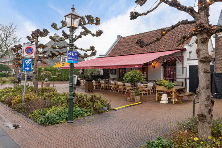 Photo 27 of Bredestraat 6