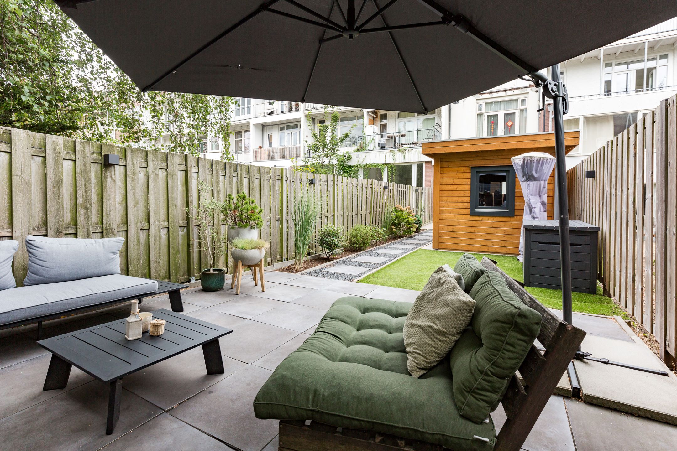Photo 36 of Philips Willemstraat 14-A