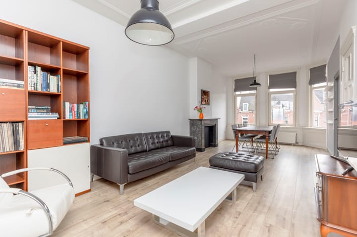 Foto 2 van Burgemeester Meineszlaan 27-B03