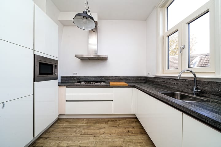 Foto 12 van Burgemeester Meineszlaan 27-B03