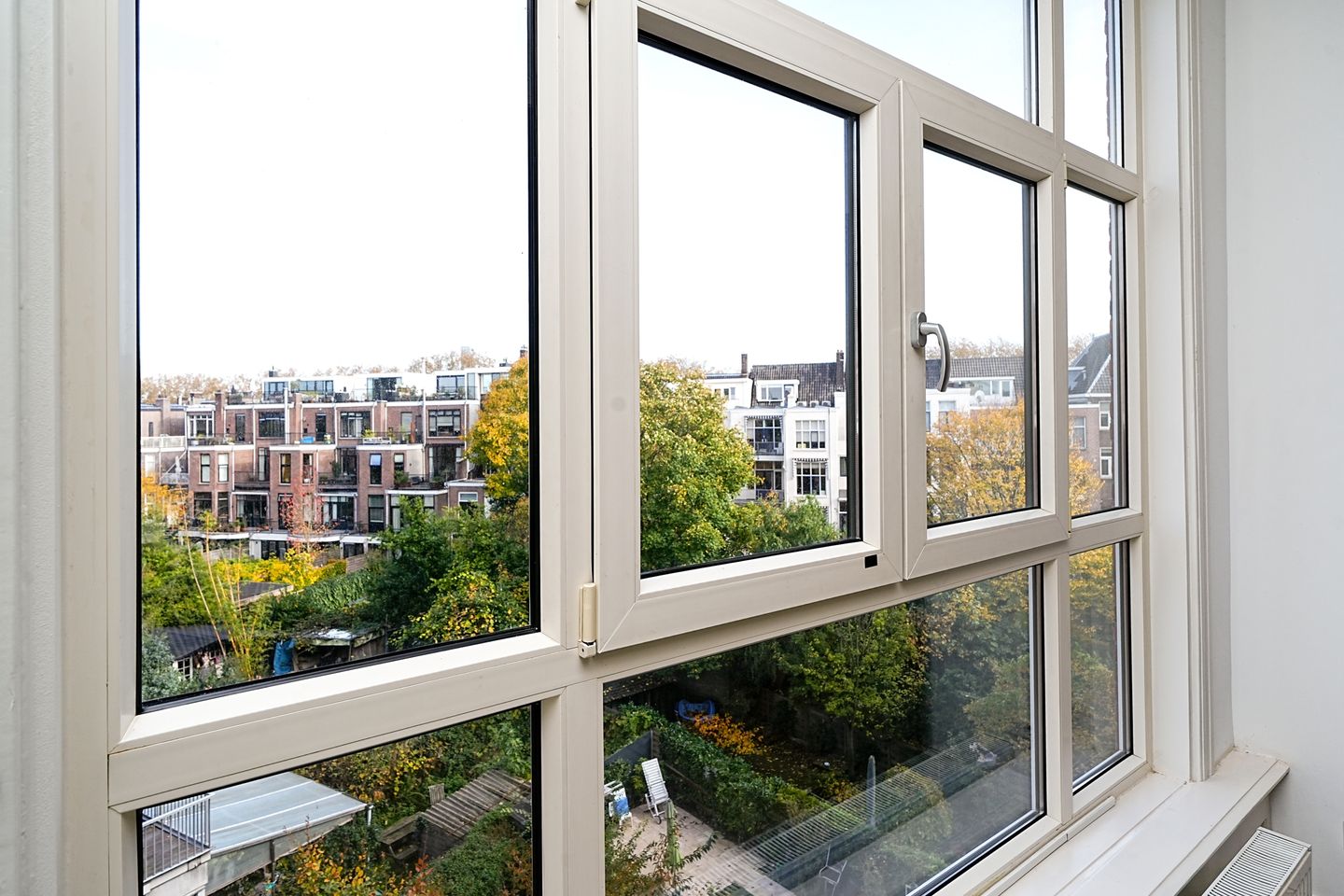 Foto 14 van Burgemeester Meineszlaan 27-B03