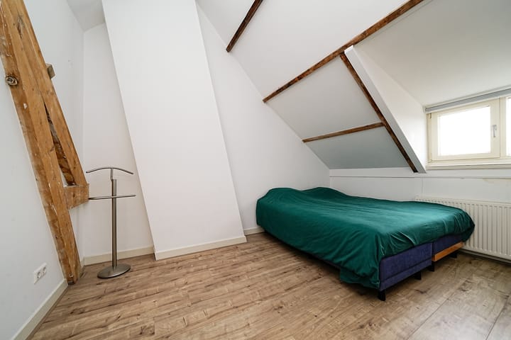 Foto 18 van Burgemeester Meineszlaan 27-B03