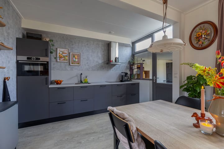 Photo 4 of Opslach 14