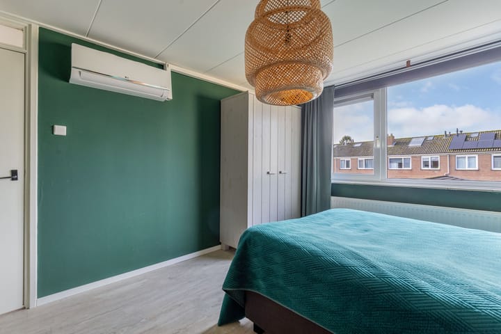 Photo 22 of Opslach 14