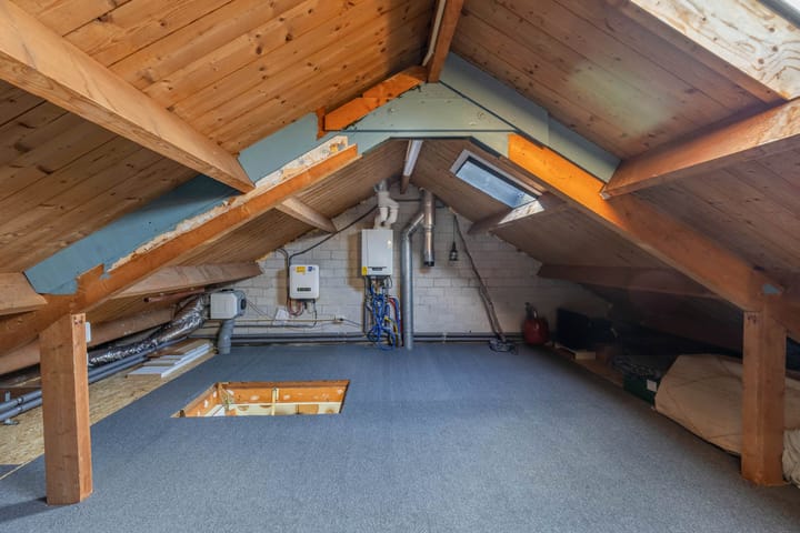 Photo 28 of Opslach 14