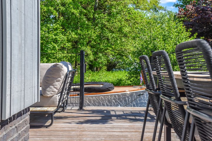 Photo 19 of Máximalaan 9