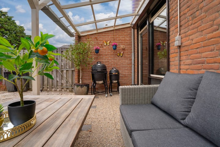 Photo 25 of Van de Loostraat 40