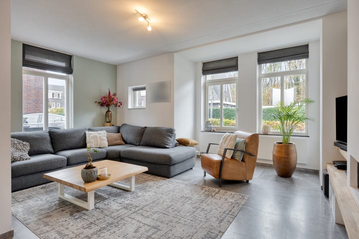 Photo 2 of Dagpauwoog 5