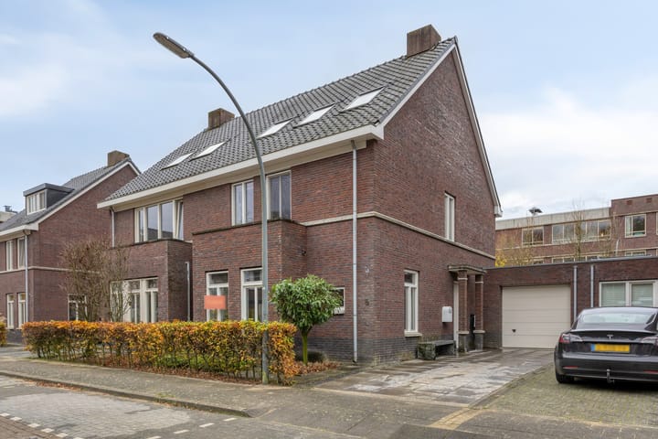 Photo 5 of Dagpauwoog 5