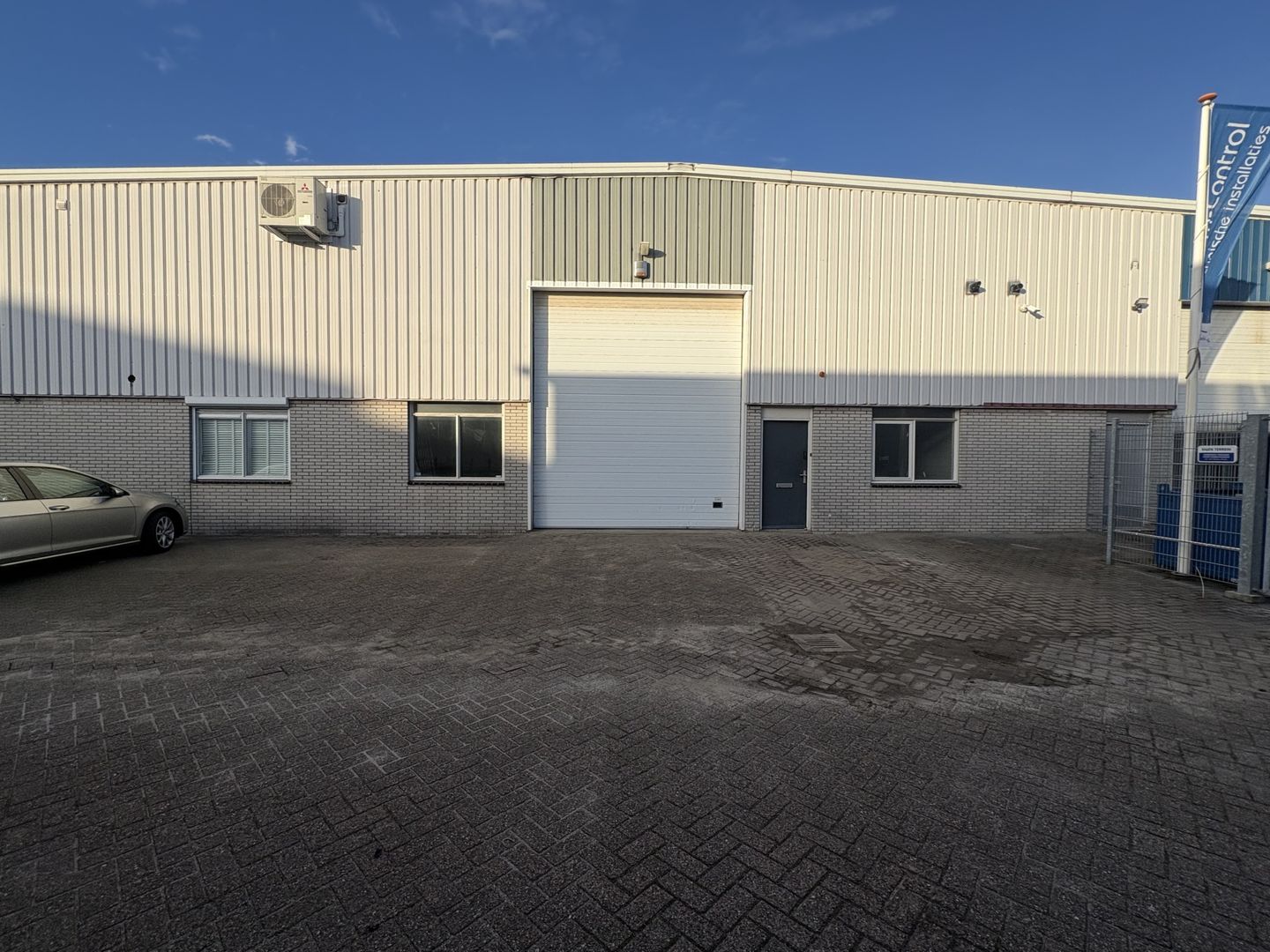 View photo 1 of Marie Curiestraat 15