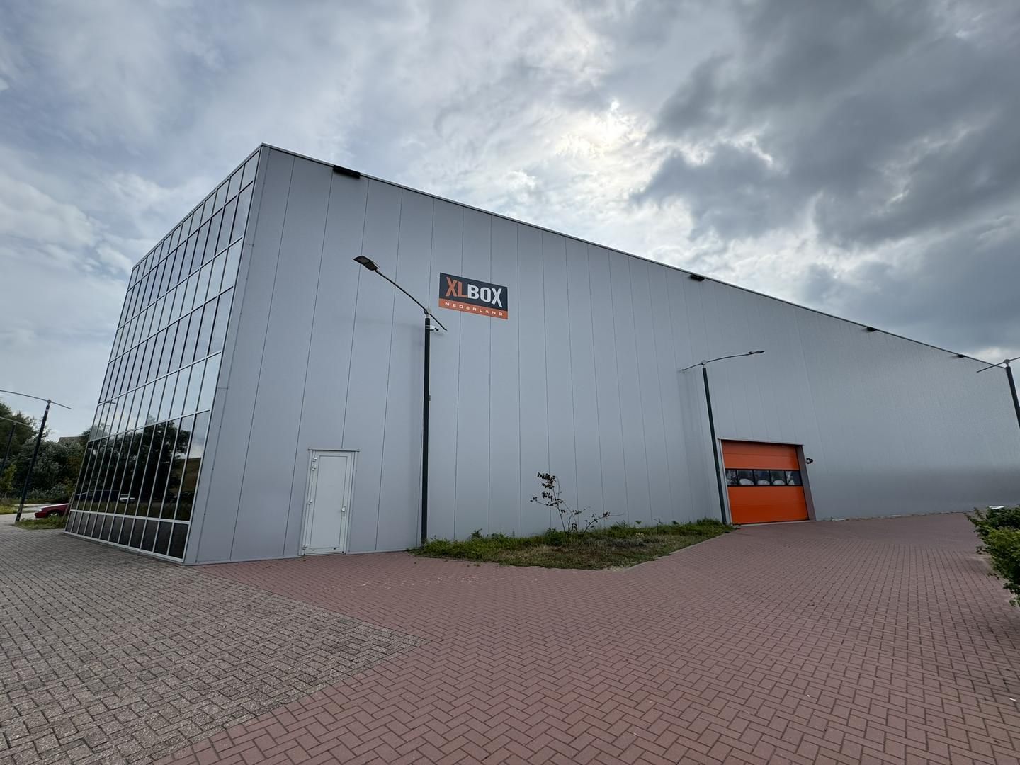 Bekijk foto 2 van Delta 61