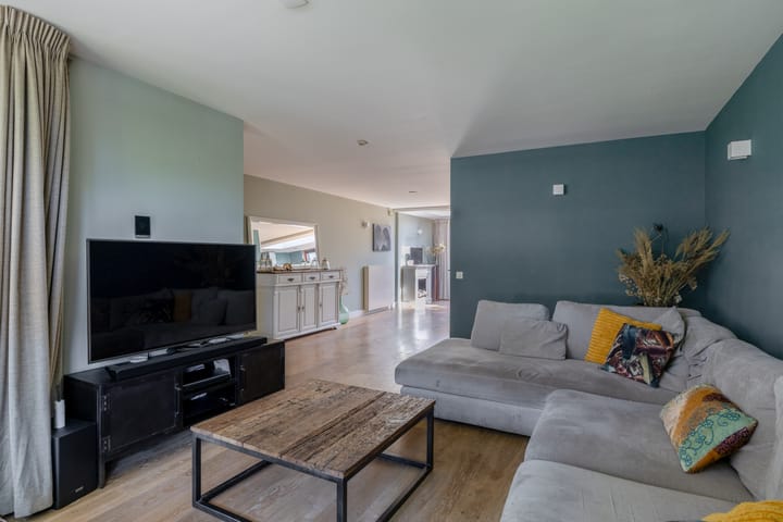 Photo 4 of Willem van Oranjelaan 51