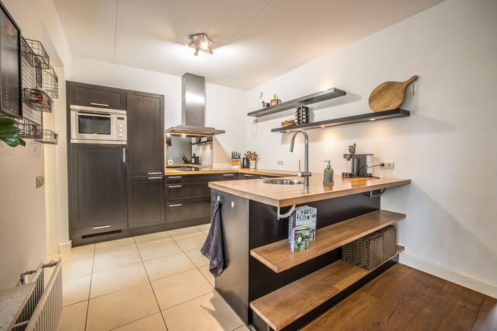 Foto 14 van Helmkruid 4