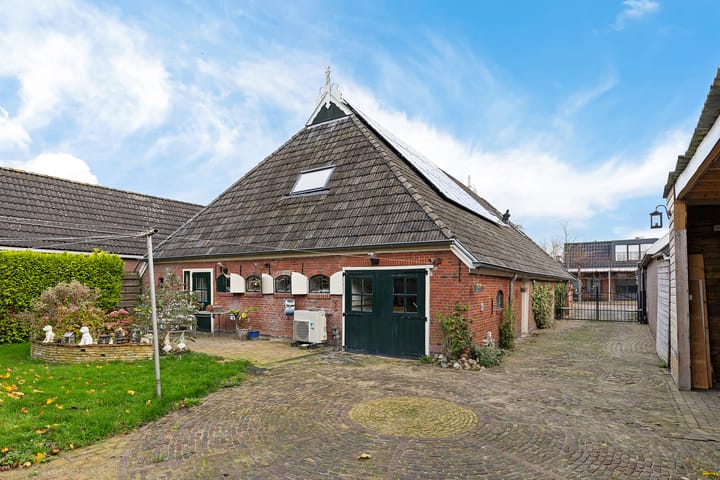 Foto 40 van Tillebuorren 7