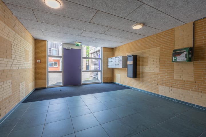 Foto 9 van Marsstraat 12