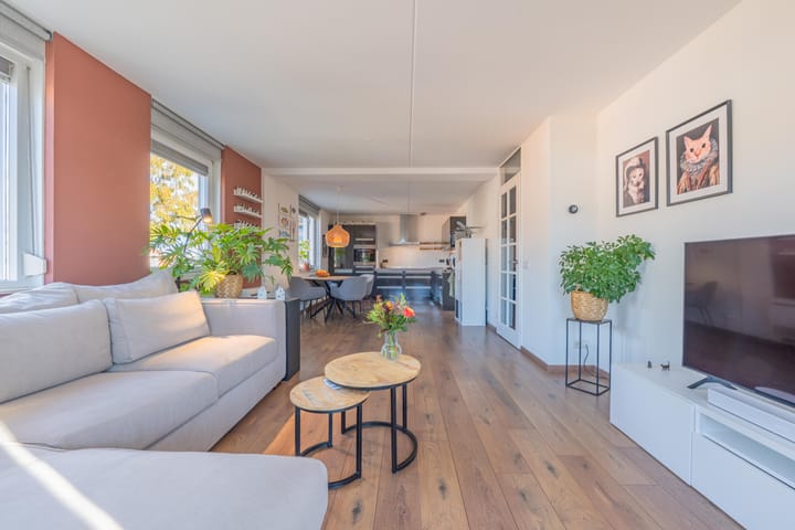 Foto 16 van Marsstraat 12