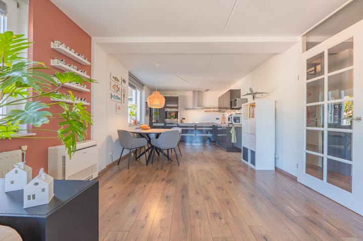 Foto 19 van Marsstraat 12