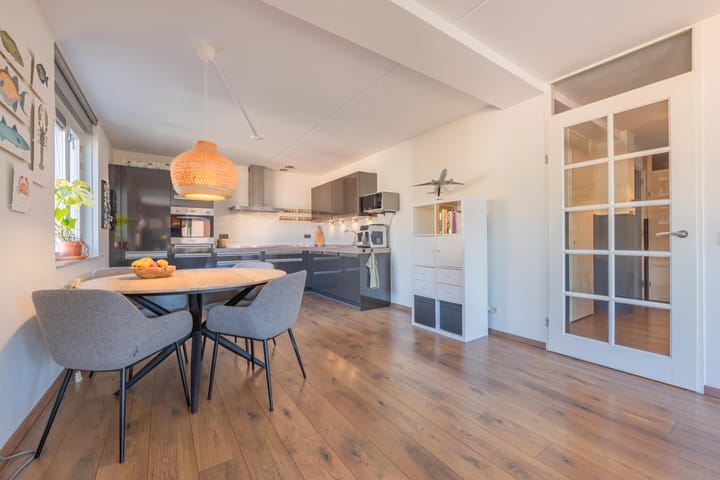 Foto 20 van Marsstraat 12