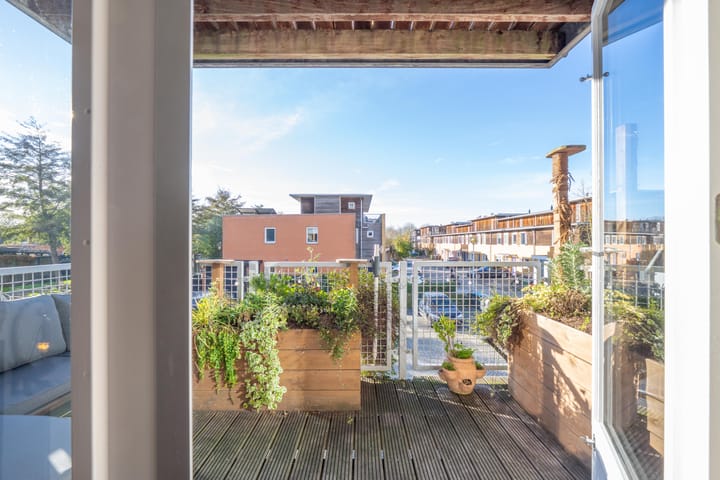 Foto 28 van Marsstraat 12