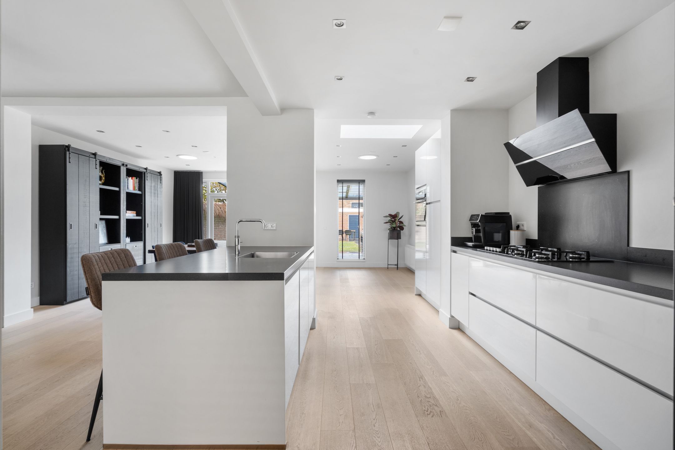 Foto 12 van Kneppelhoutstraat 6