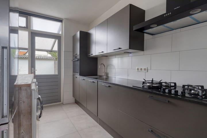 Photo 2 of Pastoor Willemsstraat 27