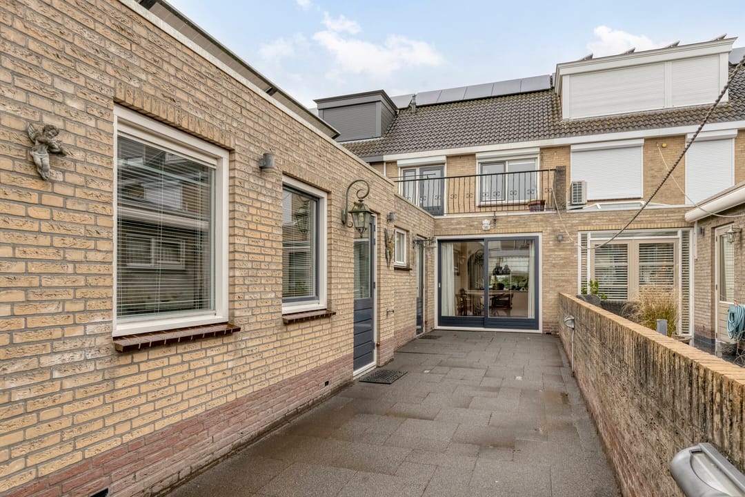 Photo 2 of Schoener 65