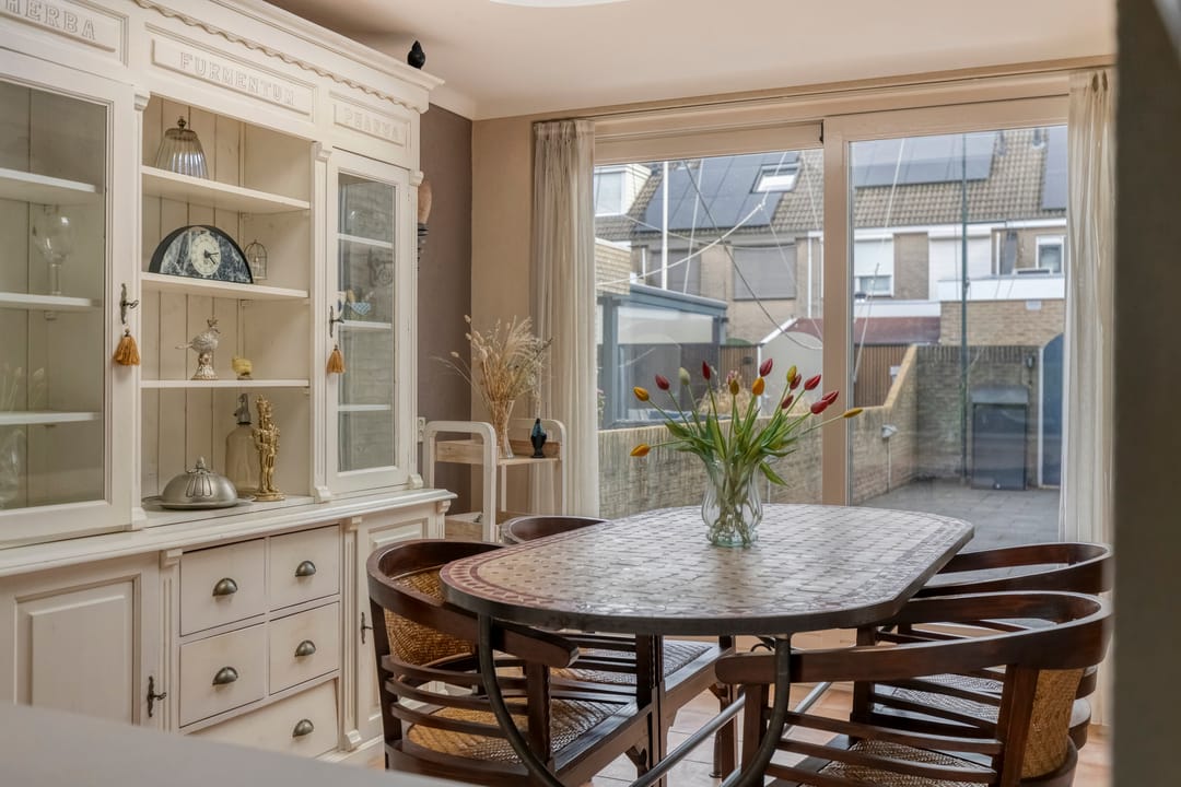 Photo 13 of Schoener 65