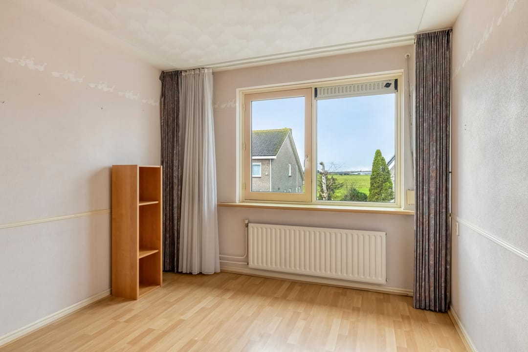 Photo 26 of Schoener 65