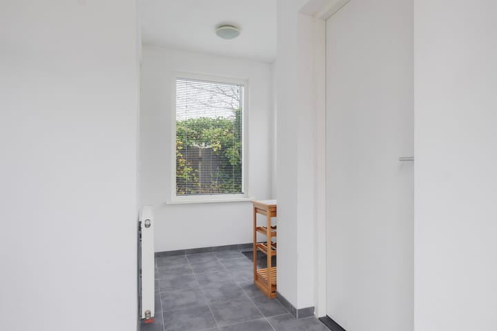 Photo 17 of Ikeleane 13