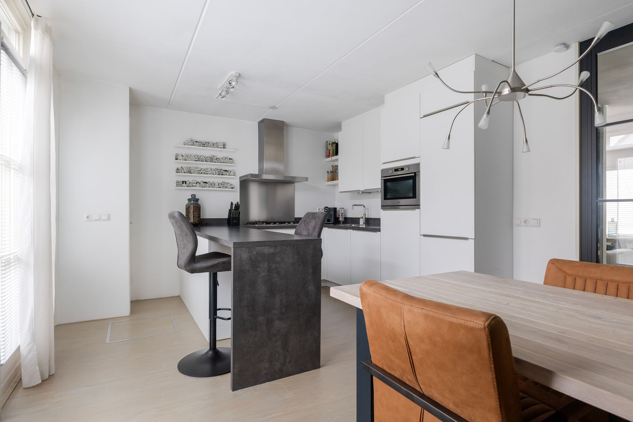 Foto 12 van Ikeleane 13