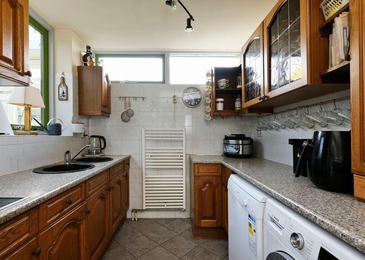 Photo 6 of Kosterijstraat 15