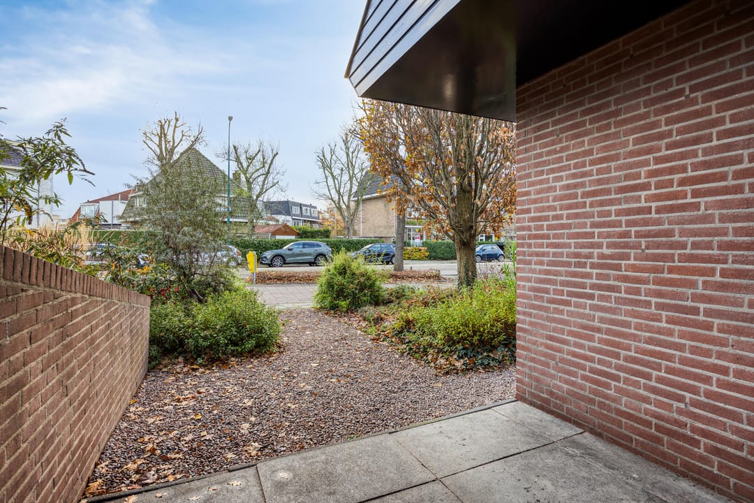 Photo 61 of Rhijngeesterstraatweg 199