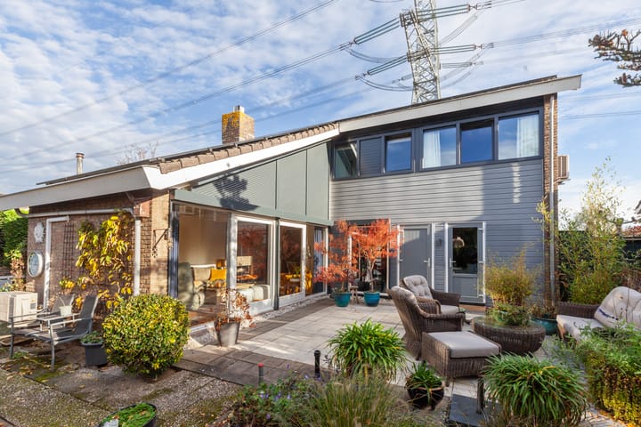 Photo 3 of Venuslaan 82