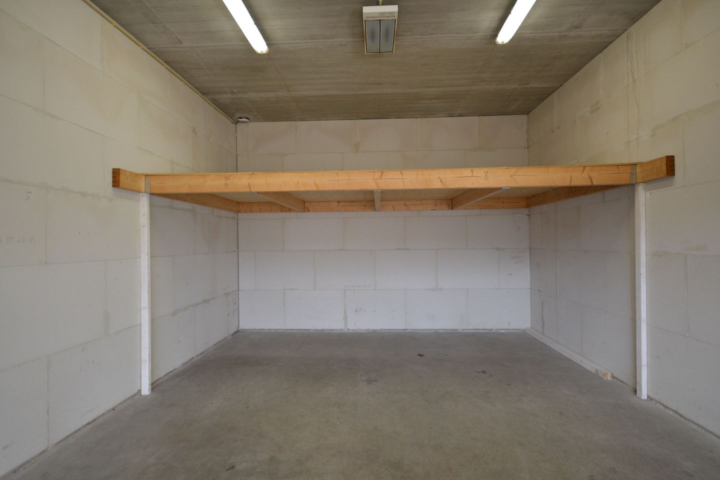 View photo 4 of Energiestraat 1-e