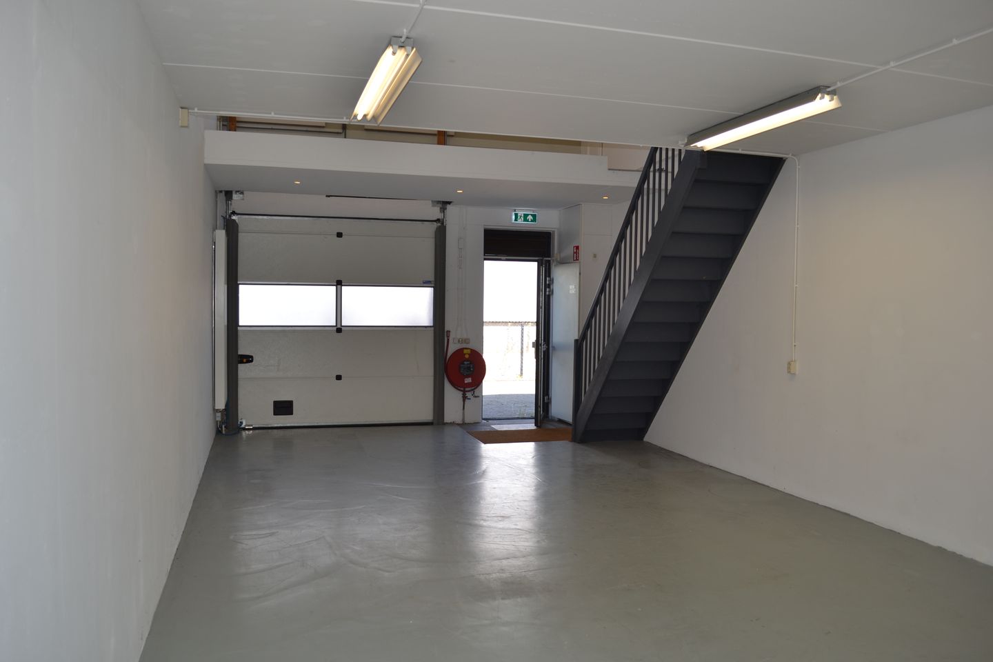 View photo 4 of Katernstraat 33-F