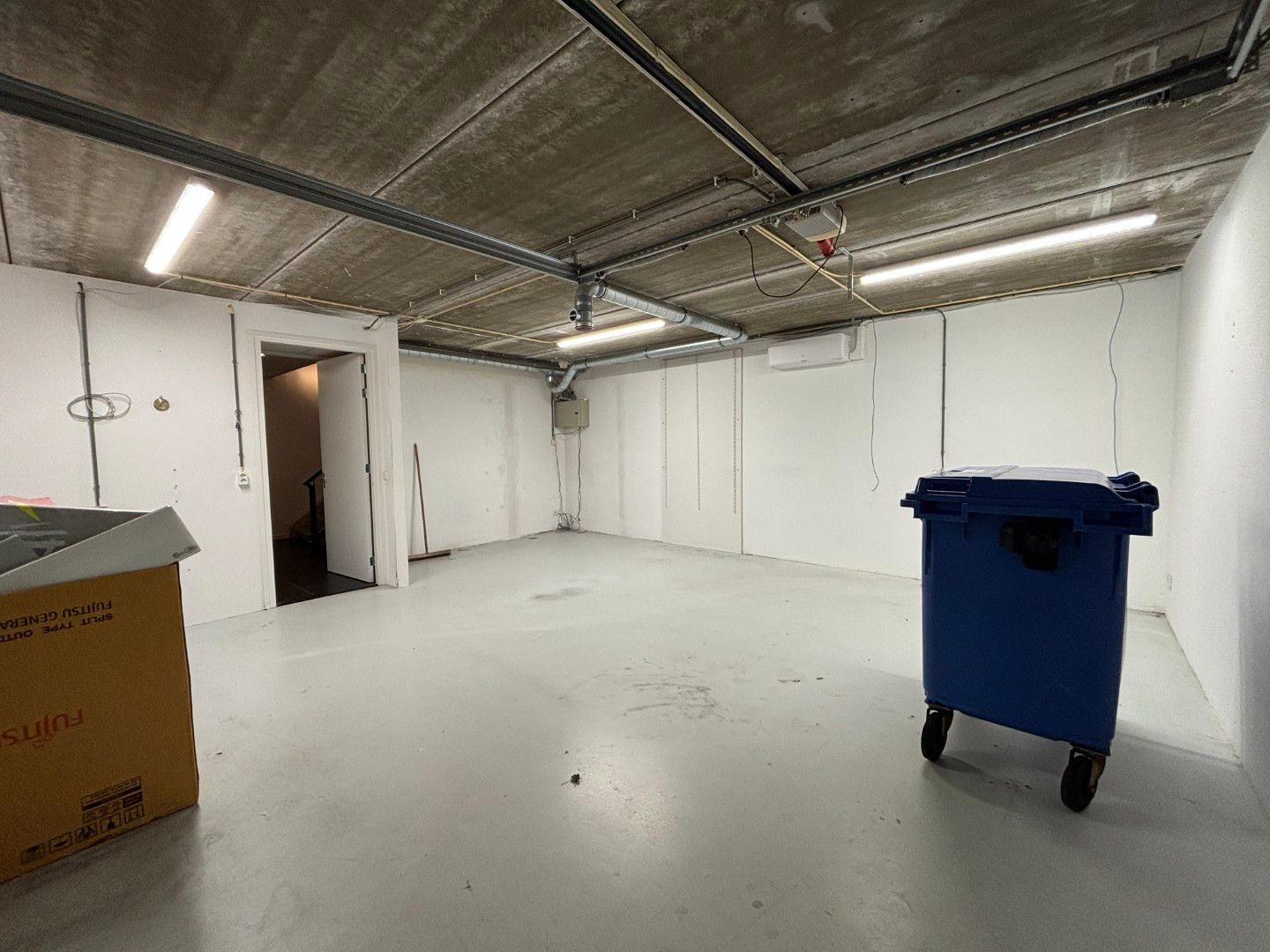 Bekijk foto 5 van Einthovenstraat 5