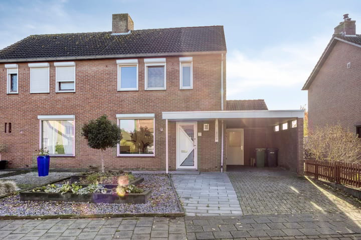 Photo 4 of Eikesstraat 13