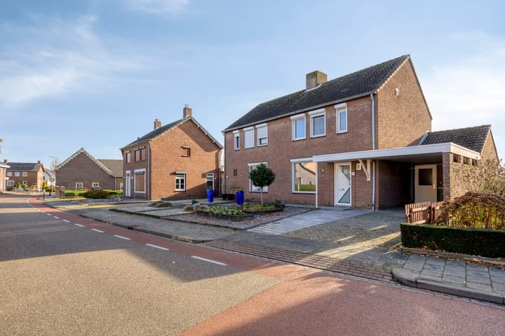 Photo 48 of Eikesstraat 13