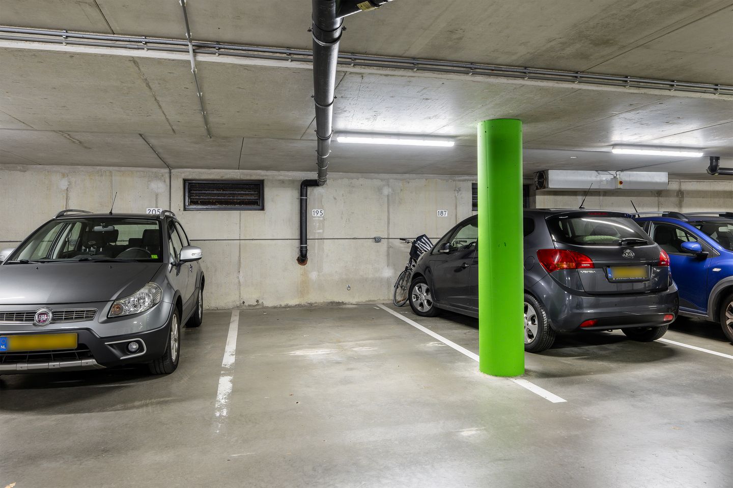 Foto 29 van Peter van Anrooylaan 195