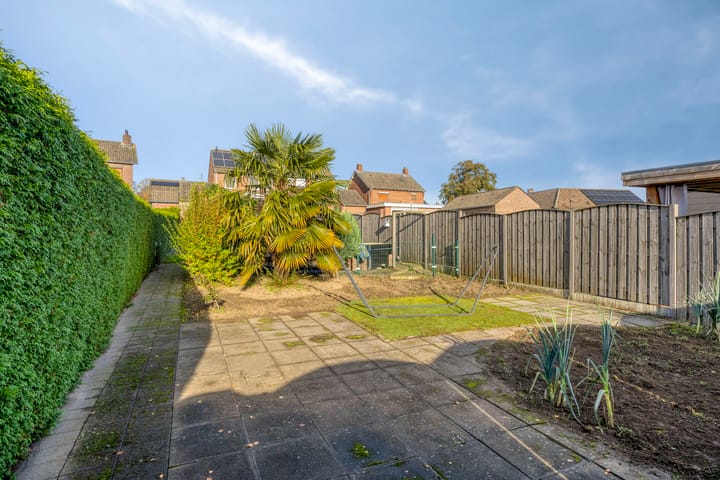 Photo 41 of Eikesstraat 13