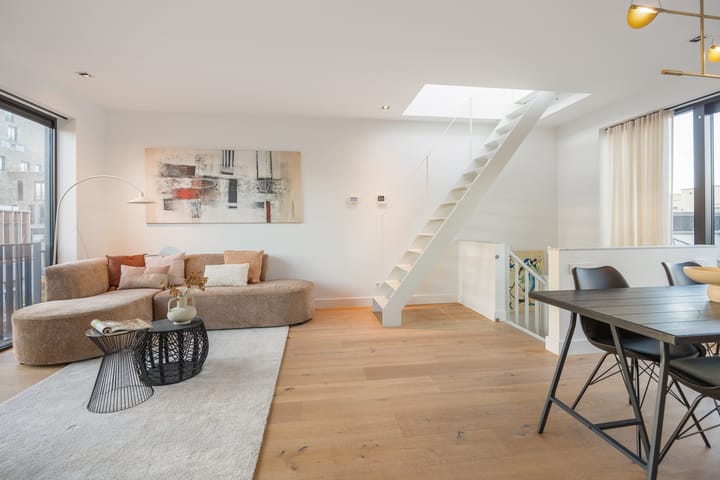 Foto 21 van John Blankensteinstraat 183-A