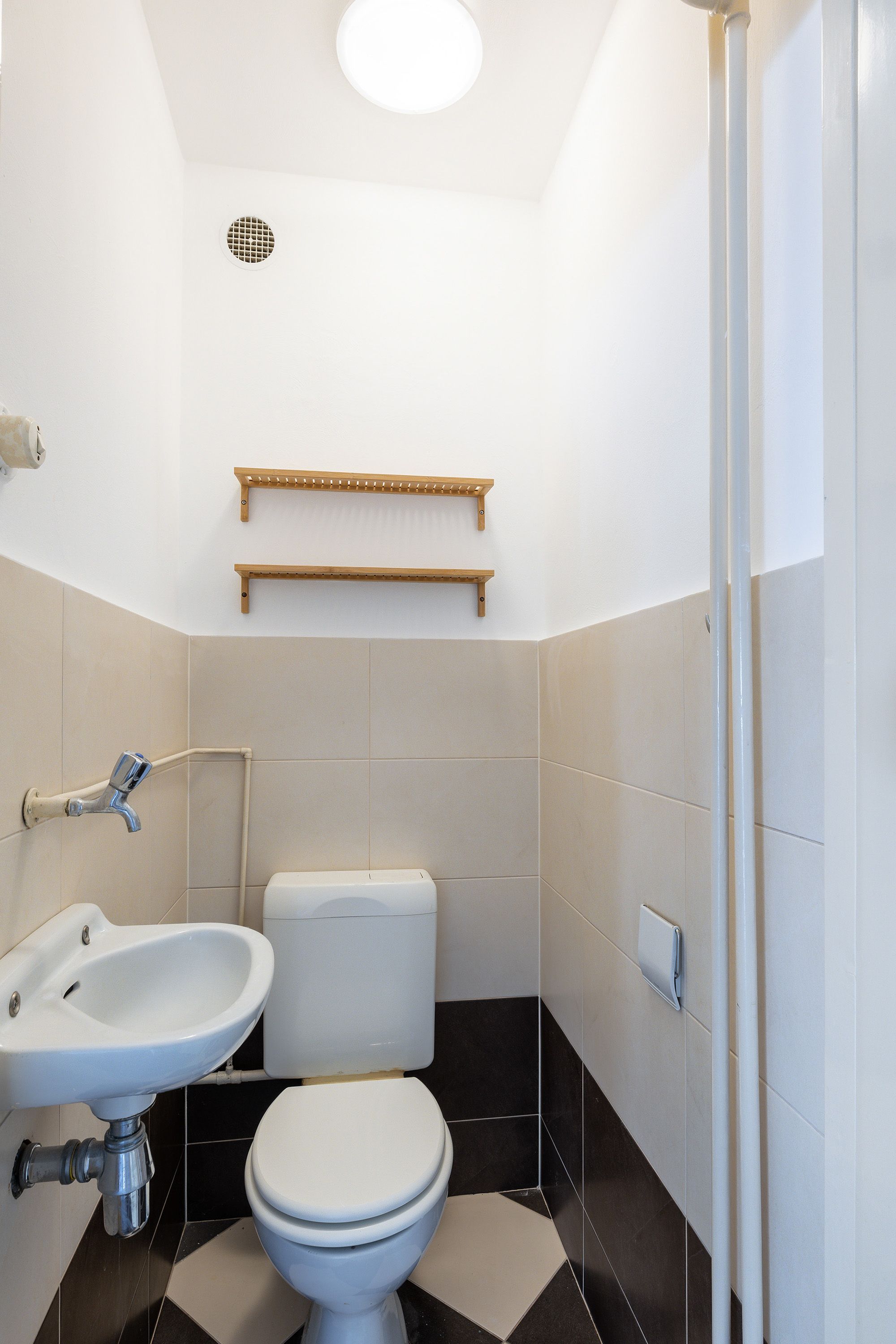 Foto 12 van Adriaan Dortsmanstraat 9