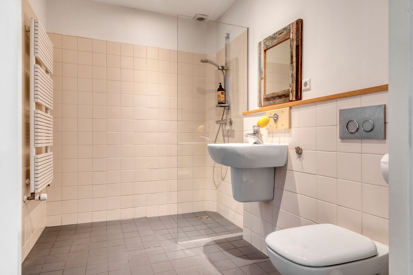 Foto 20 van Curaçaostraat 123-H