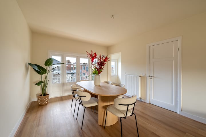 Photo 7 of Lekstraat 82-4B