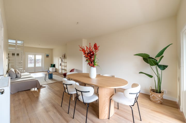 Photo 11 of Lekstraat 82-4B